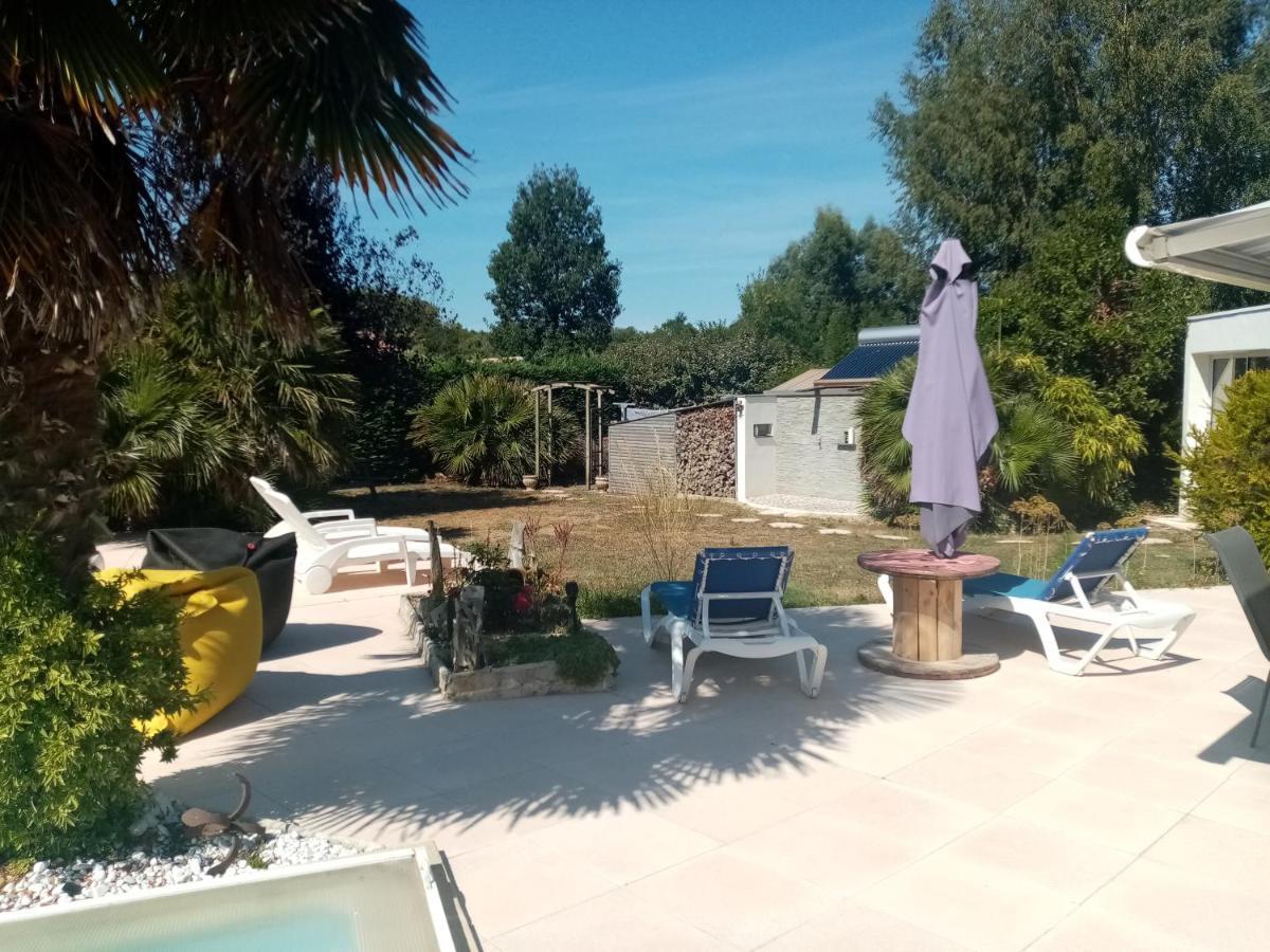 L'Eden Naturiste Spas Шаллан Экстерьер фото